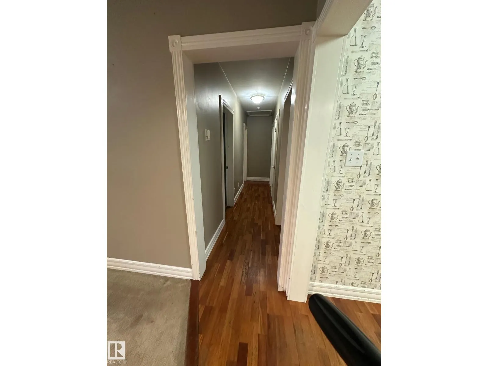 #145 52349 RANGE ROAD 233