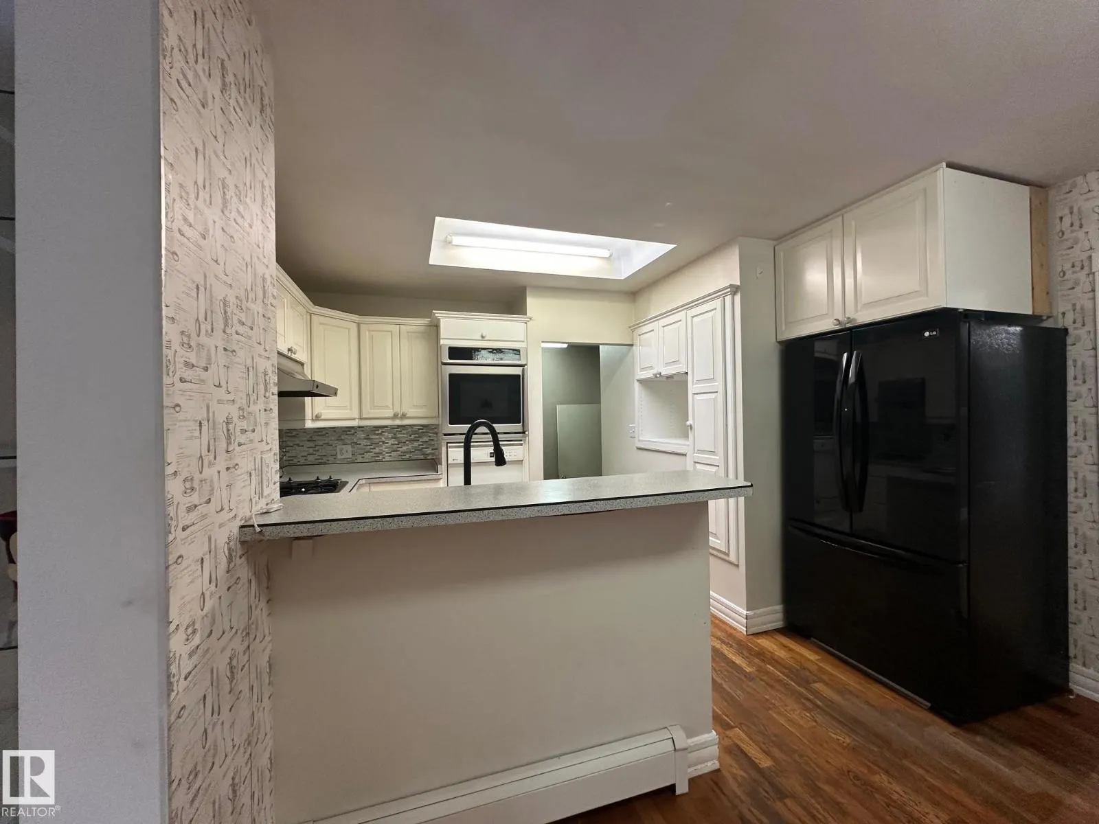 #145 52349 RANGE ROAD 233