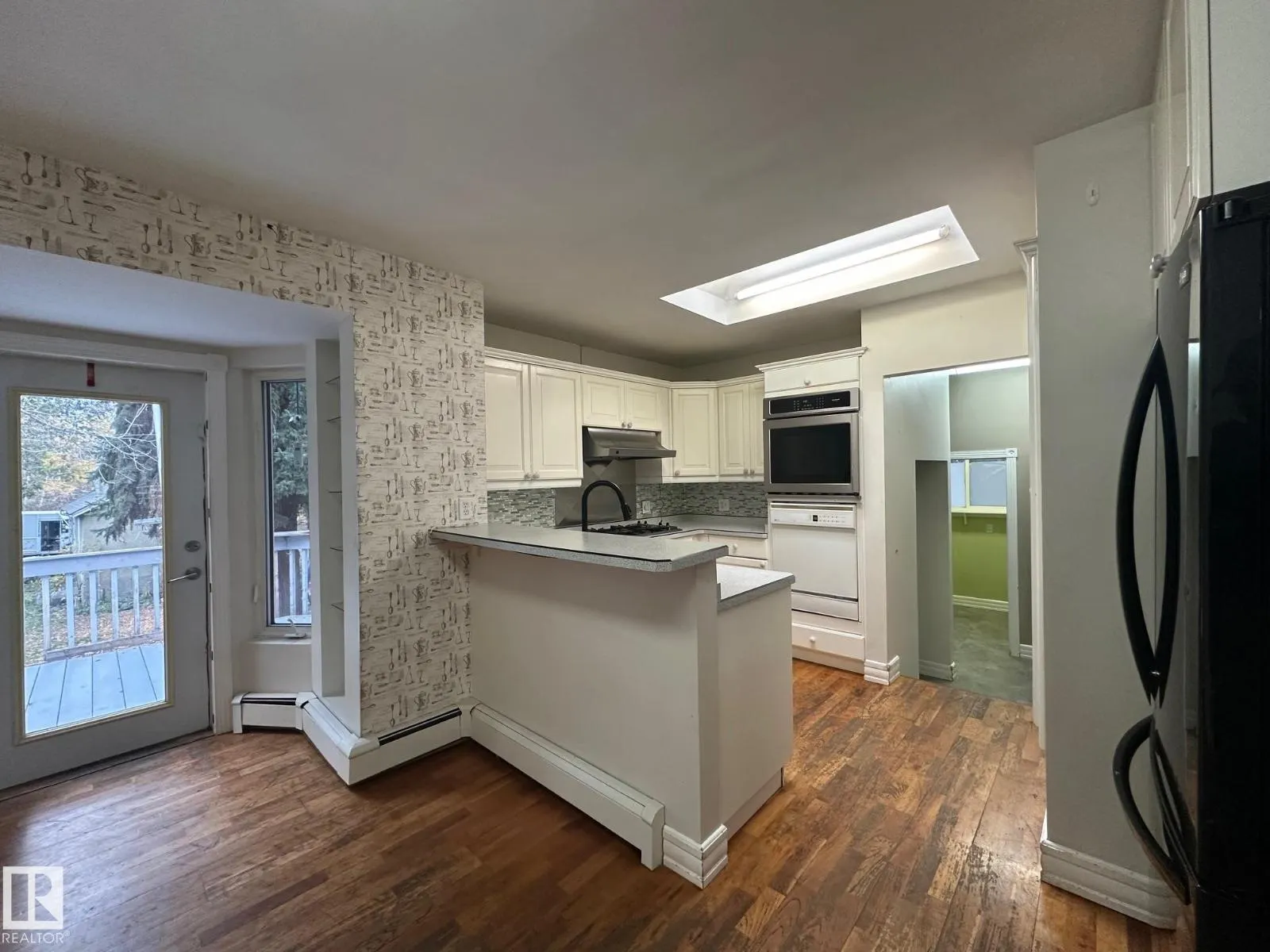 #145 52349 RANGE ROAD 233