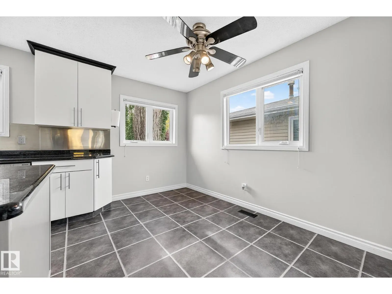 11423 35A AV NW