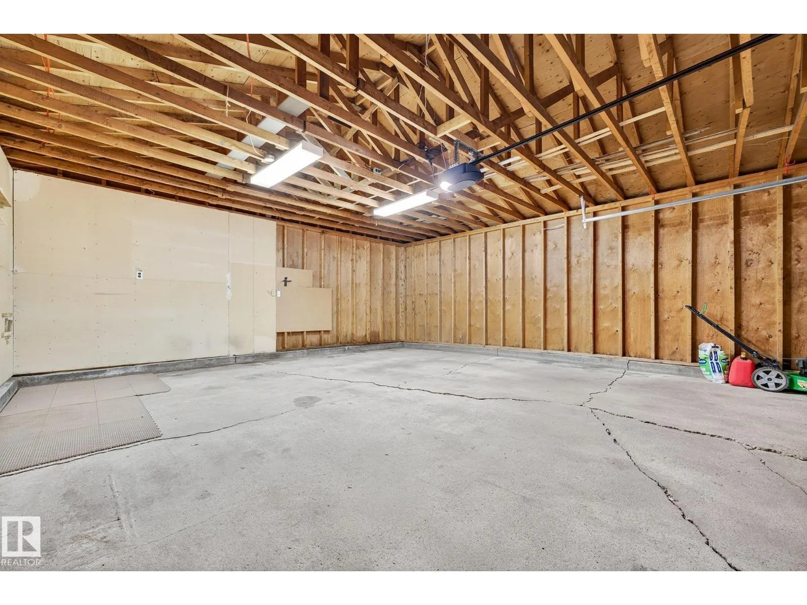 11423 35A AV NW