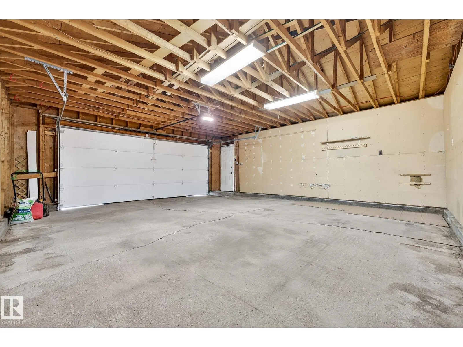 11423 35A AV NW