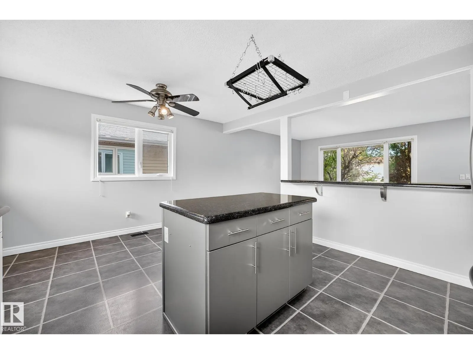 11423 35A AV NW