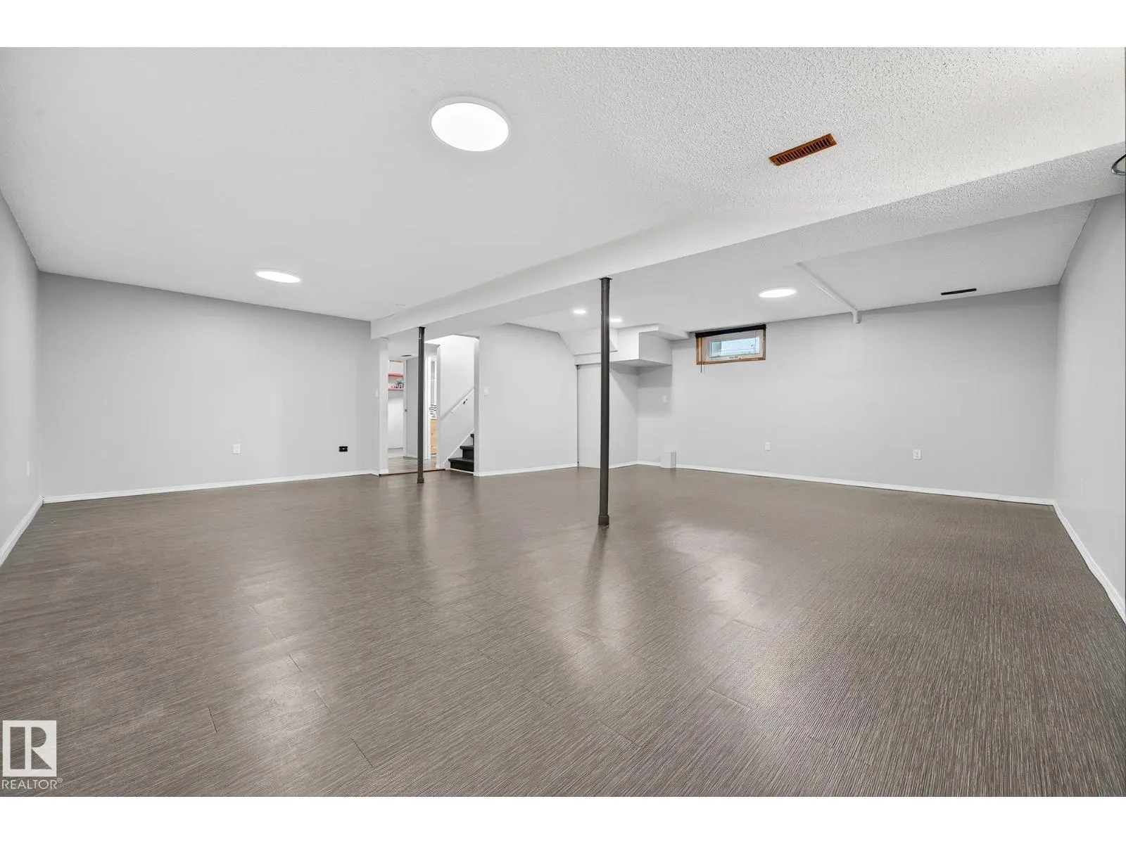 11423 35A AV NW