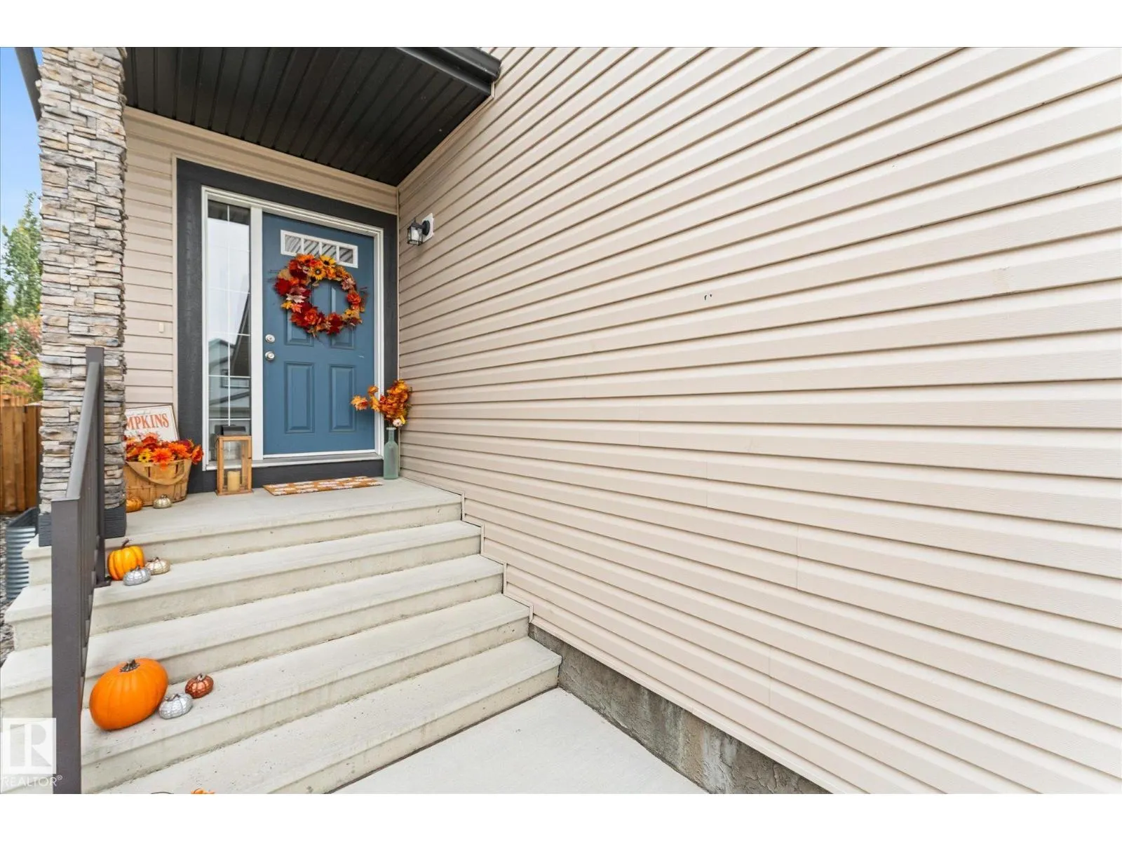 29 CHESTNUT WY