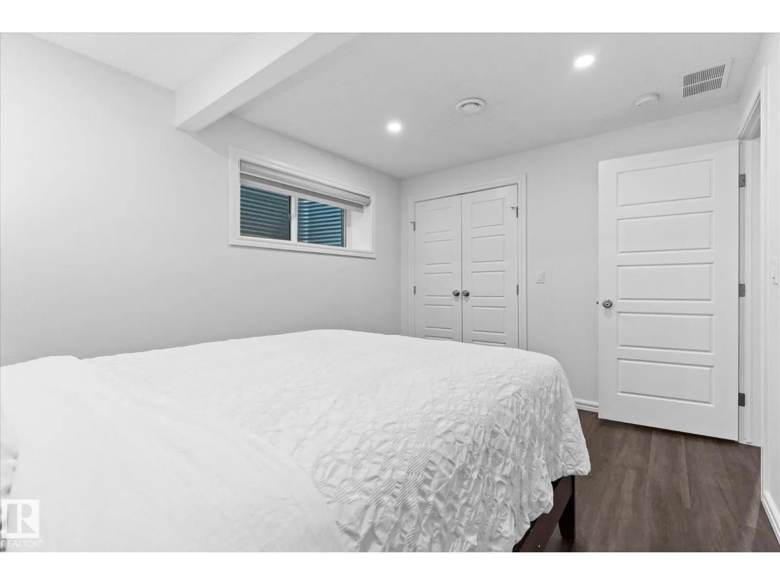 29 CHESTNUT WY