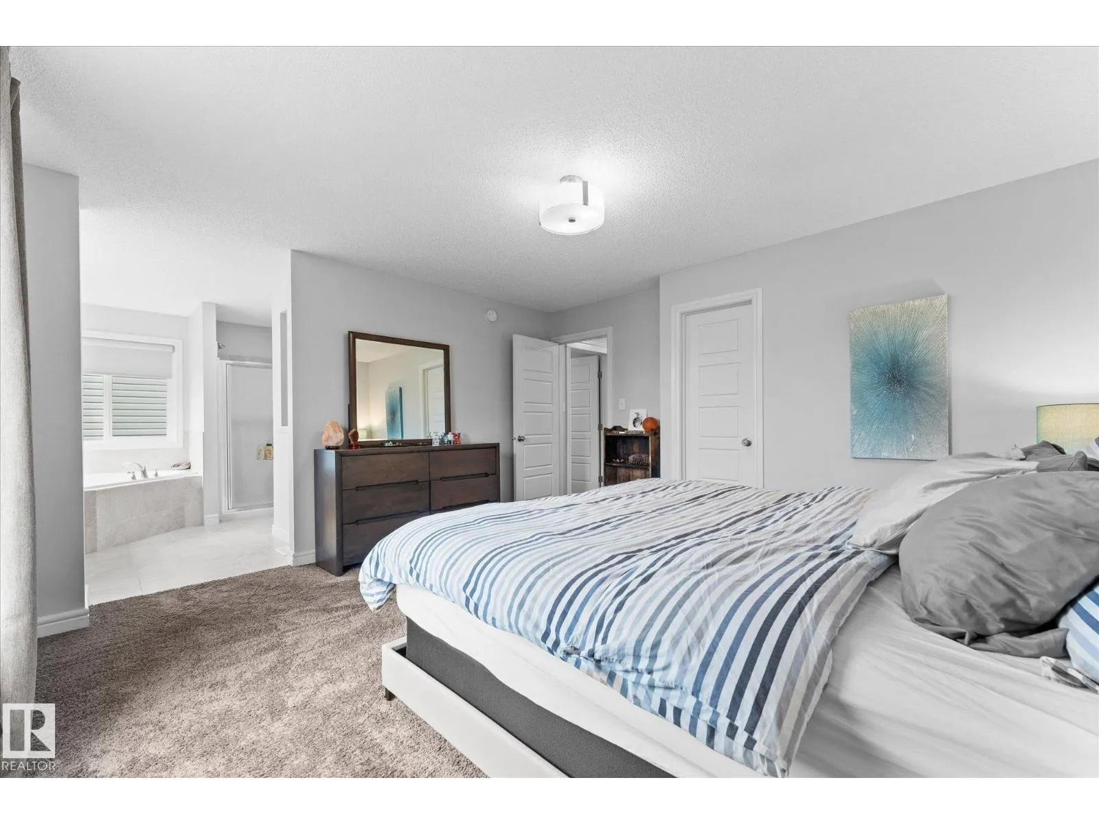 29 CHESTNUT WY