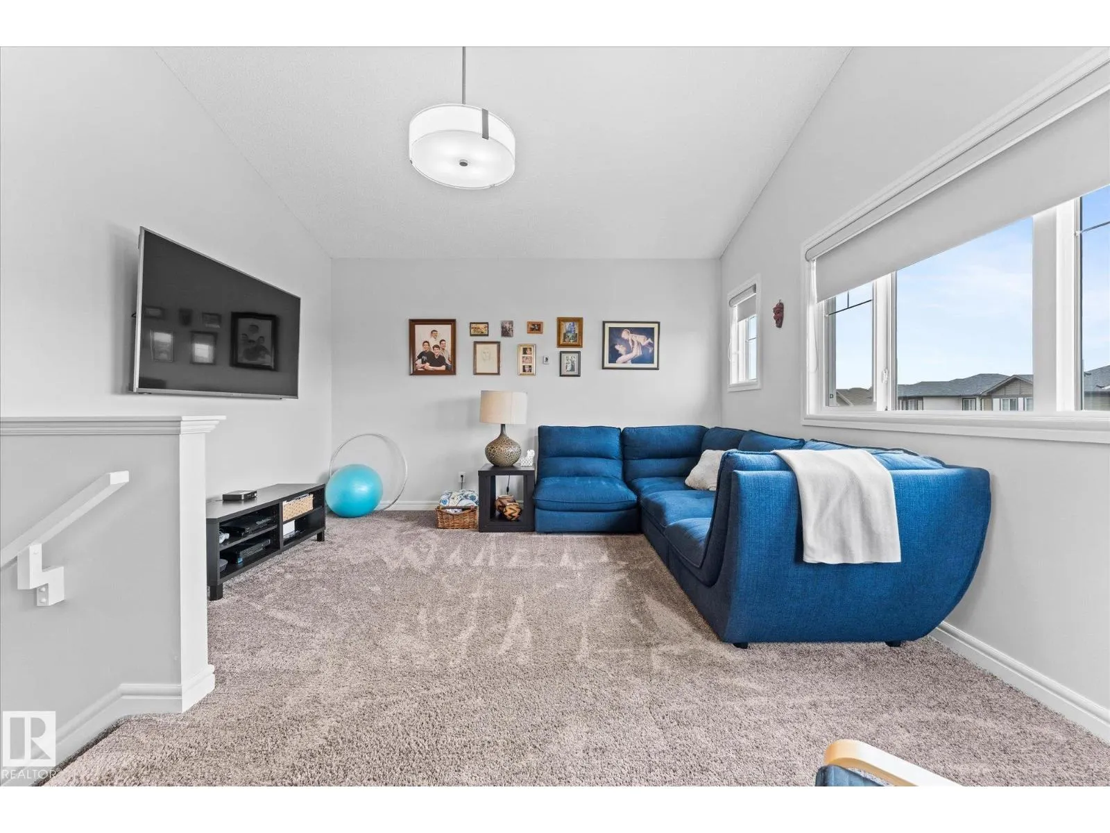 29 CHESTNUT WY