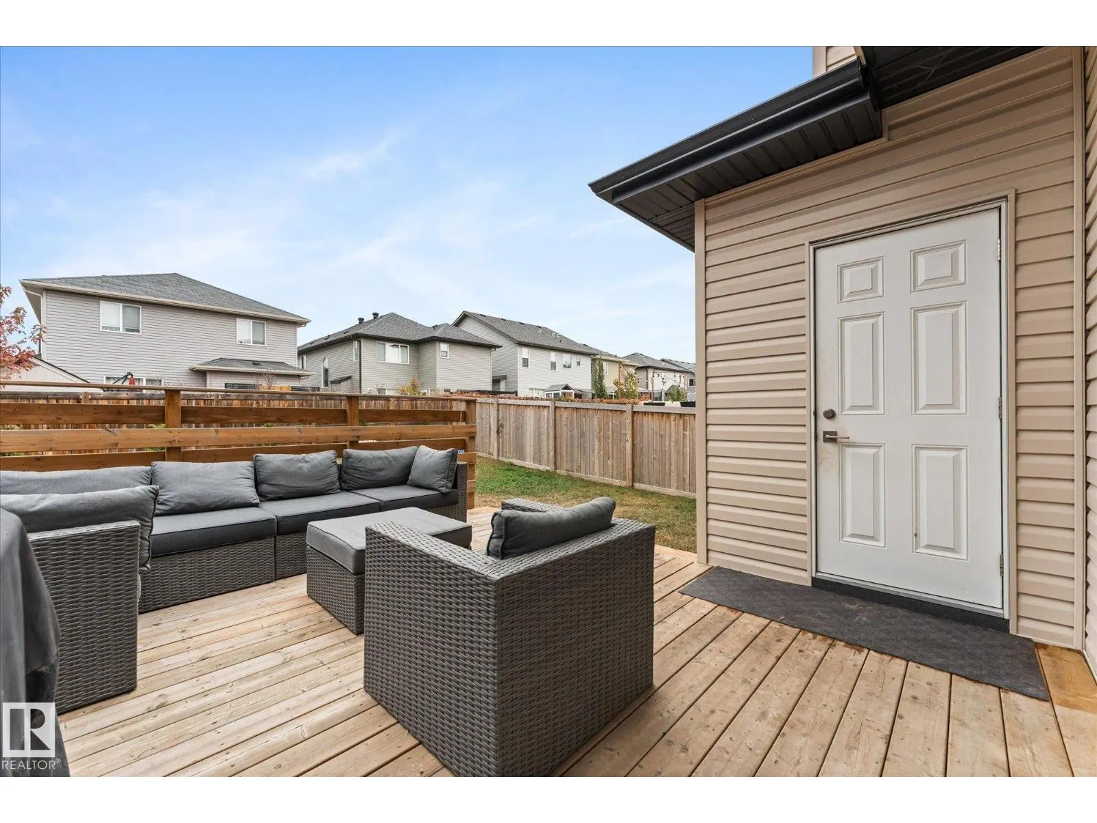 29 CHESTNUT WY