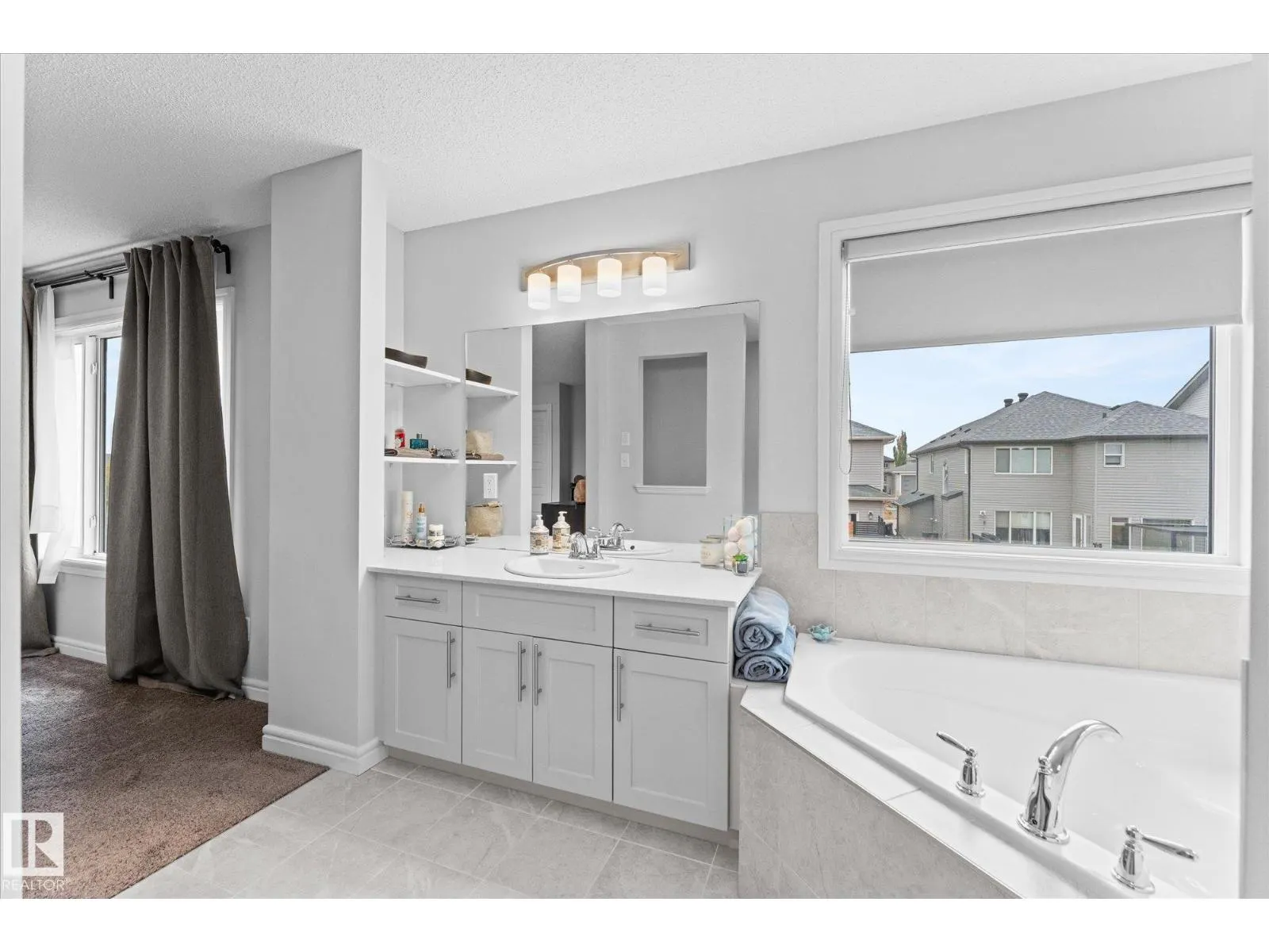 29 CHESTNUT WY