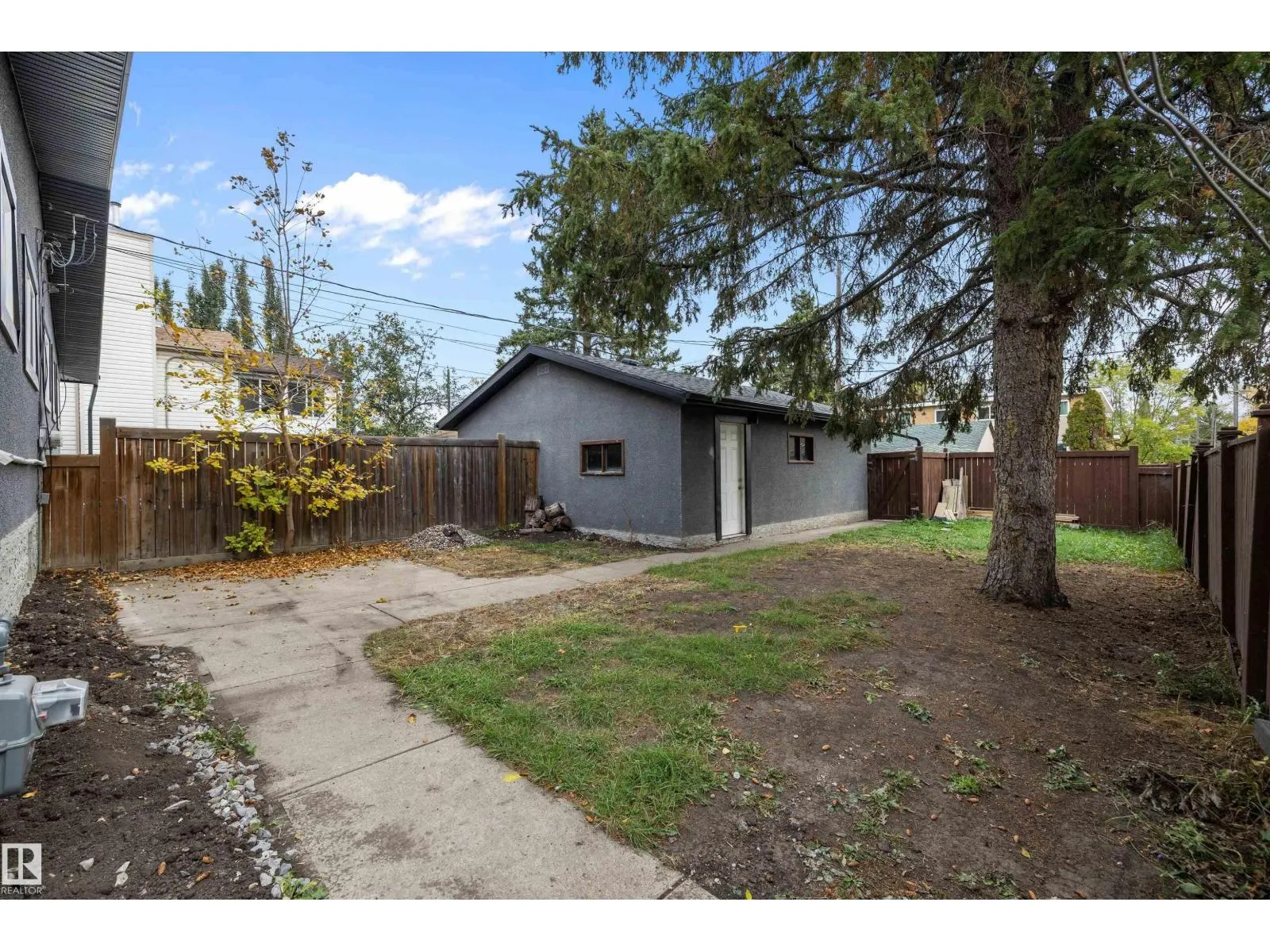 10409 148 ST NW