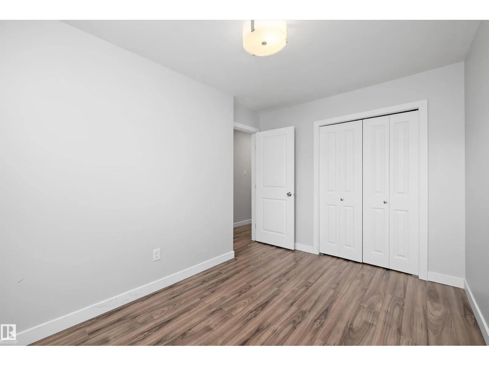 10409 148 ST NW