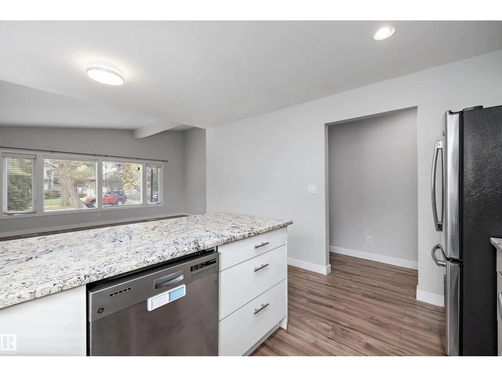 10409 148 ST NW