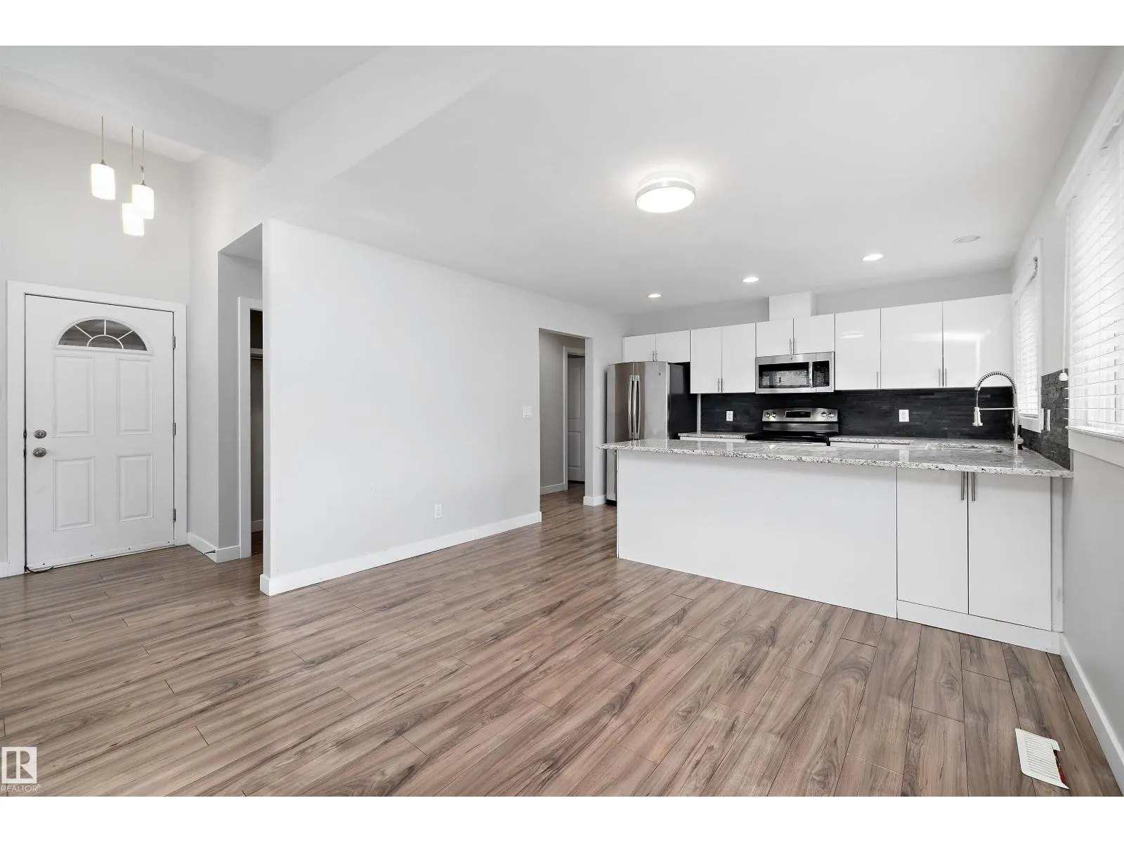10409 148 ST NW
