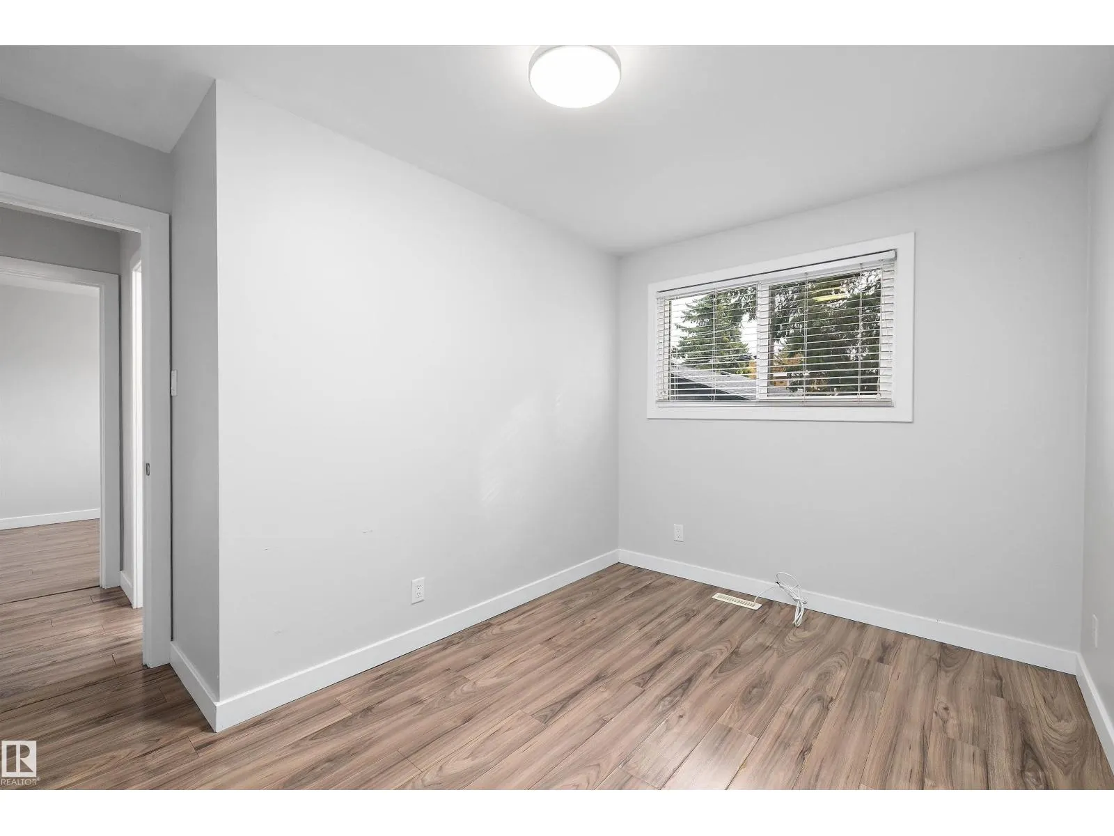 10409 148 ST NW