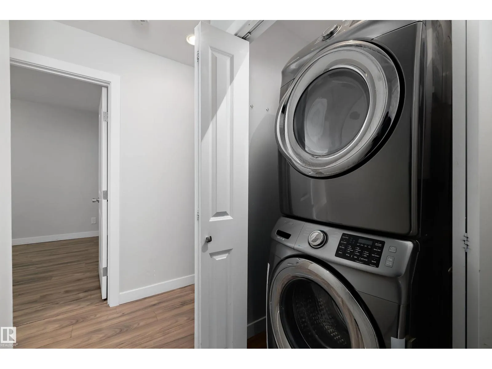 10409 148 ST NW