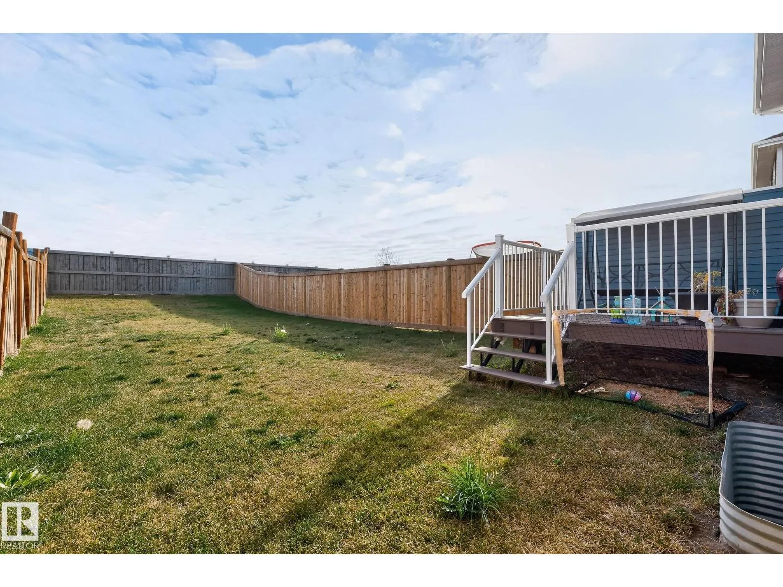 527 EBBERS WY NW