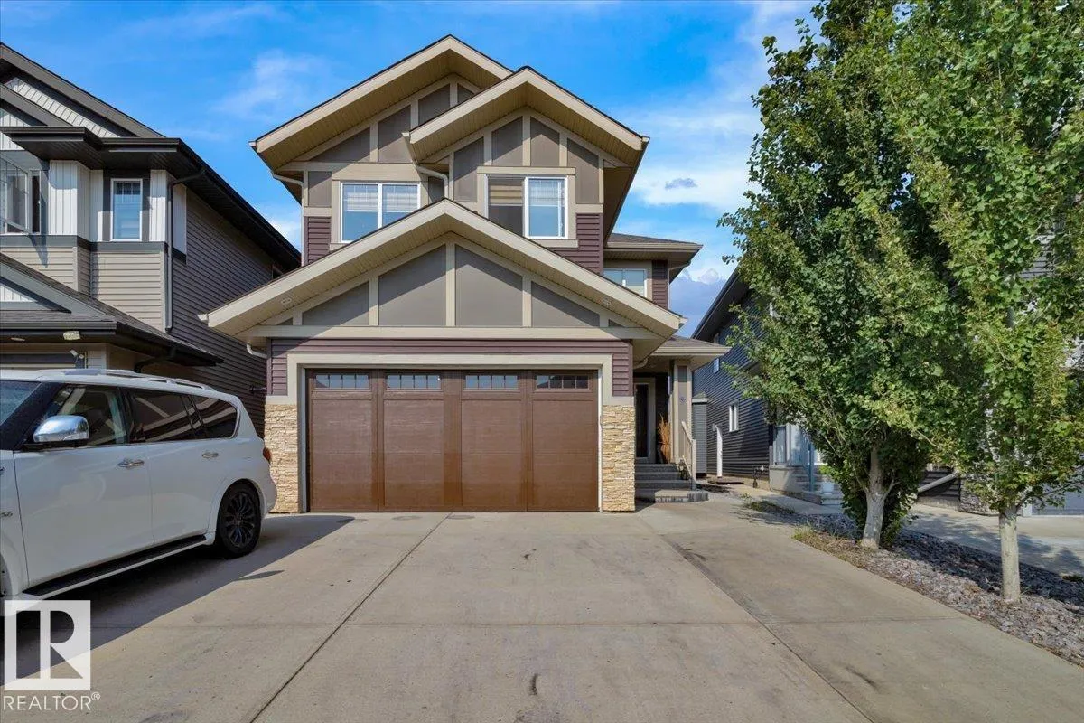 7020 173 AV NW