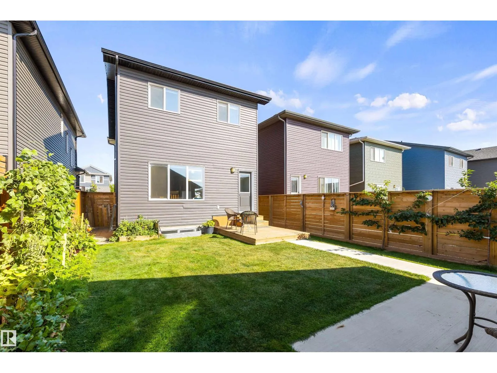 58 REDSPUR DR