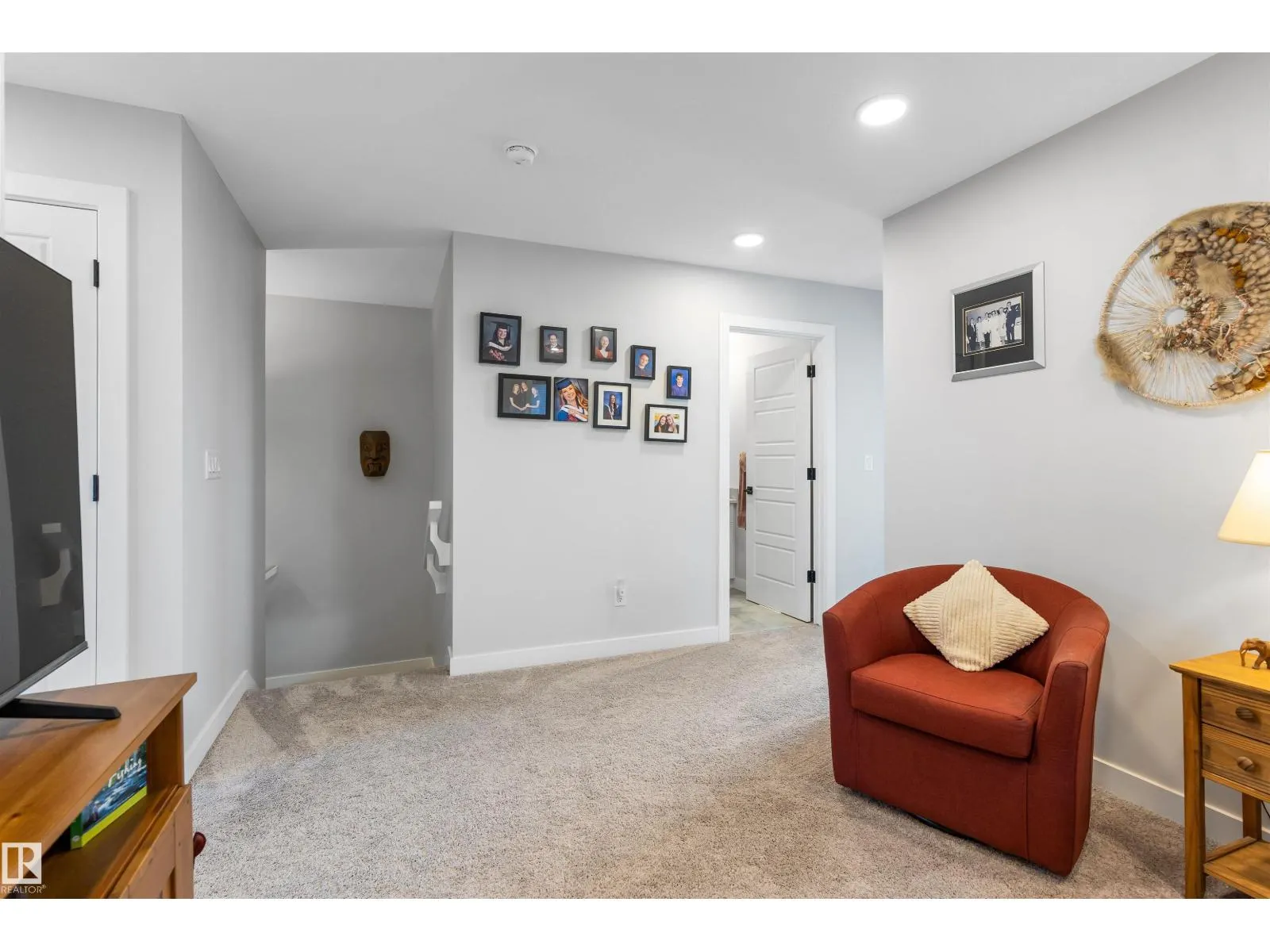 58 REDSPUR DR