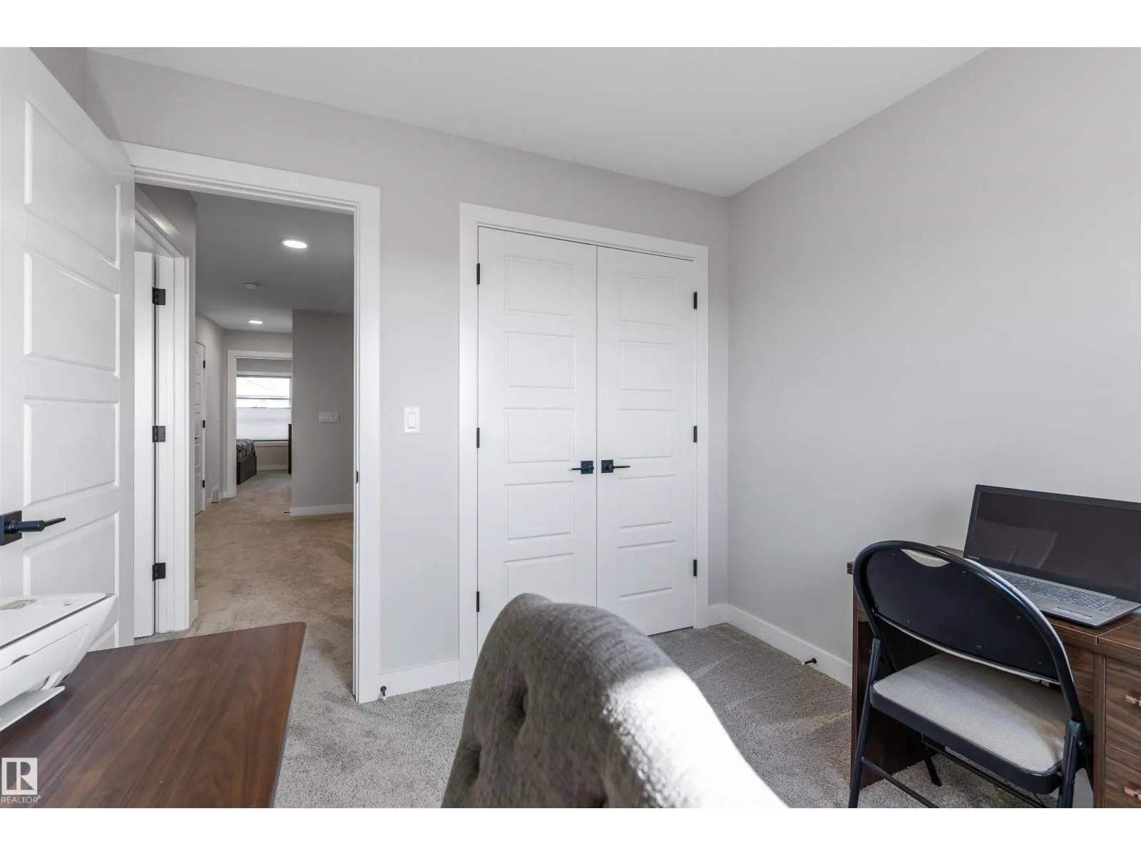 58 REDSPUR DR