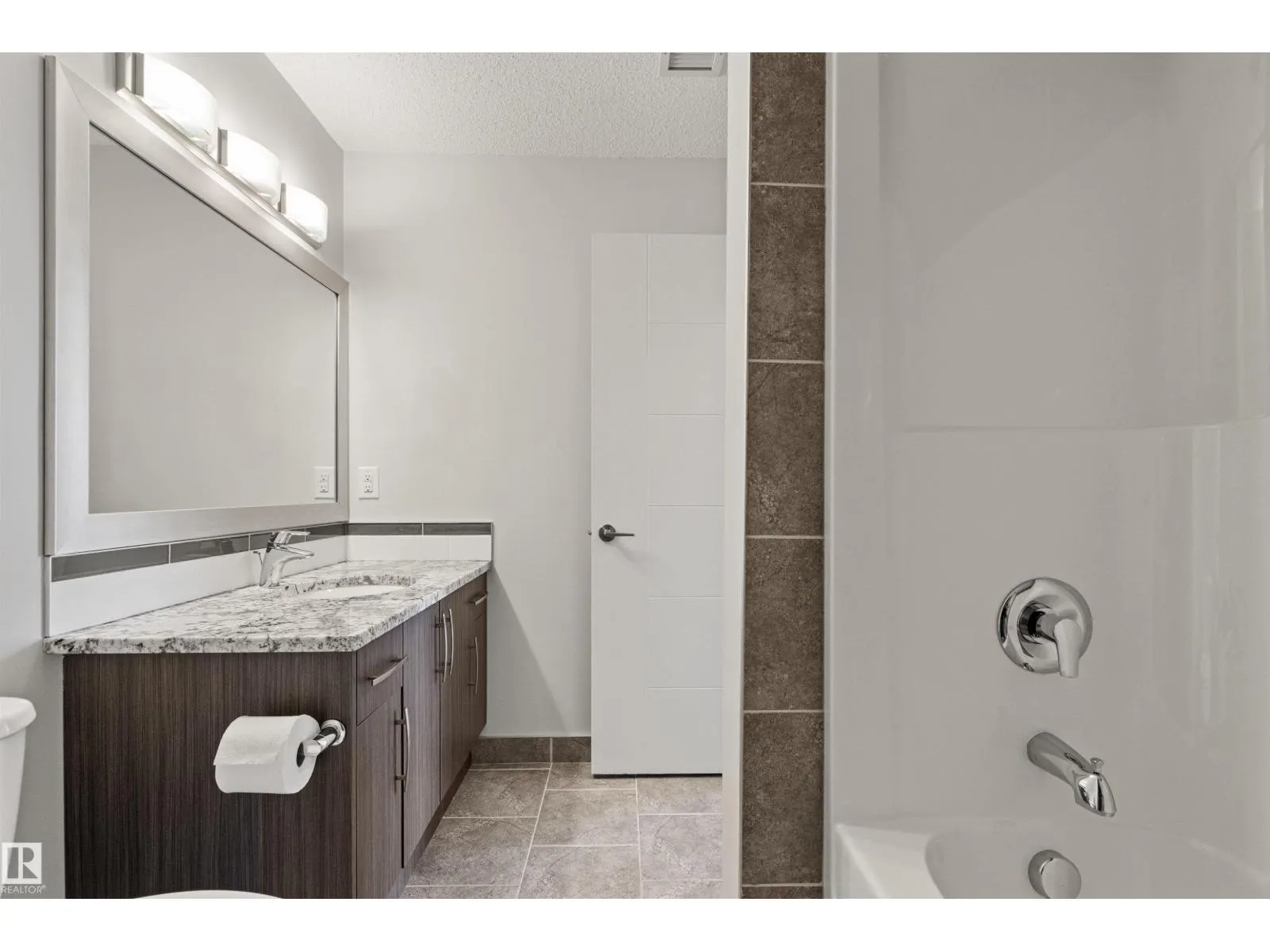 #412 10523 123 ST NW