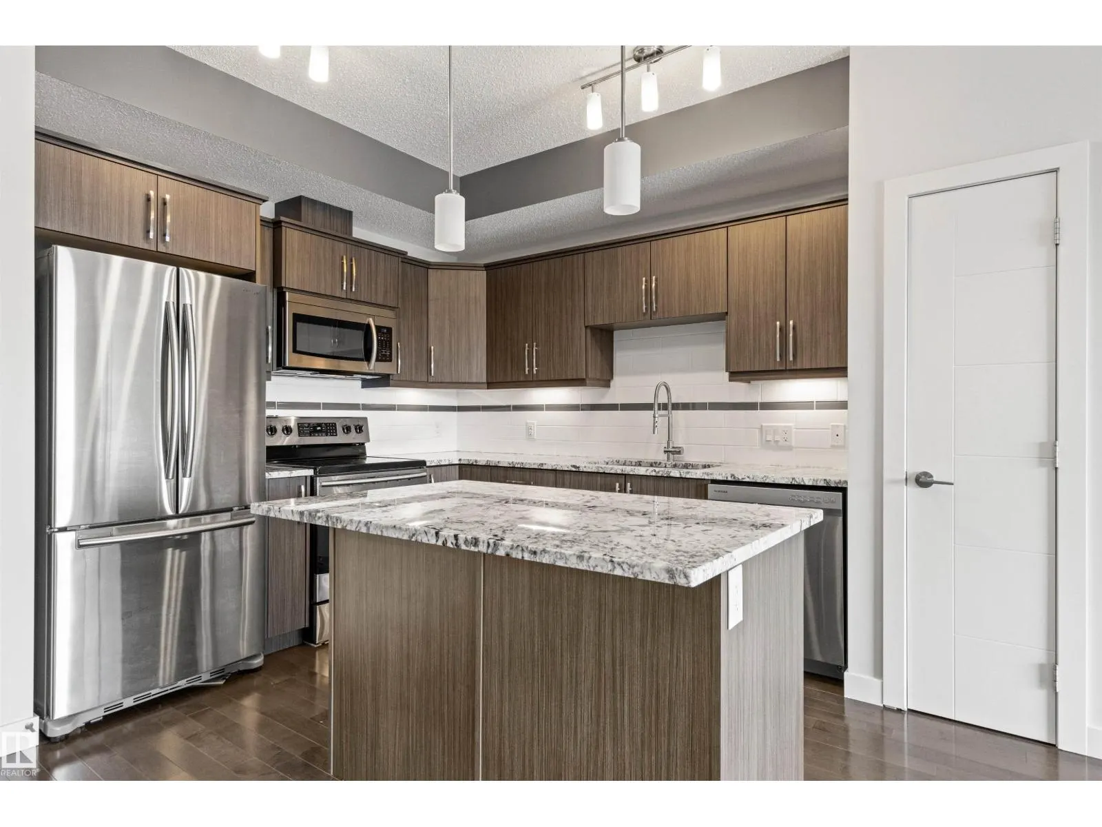 #412 10523 123 ST NW