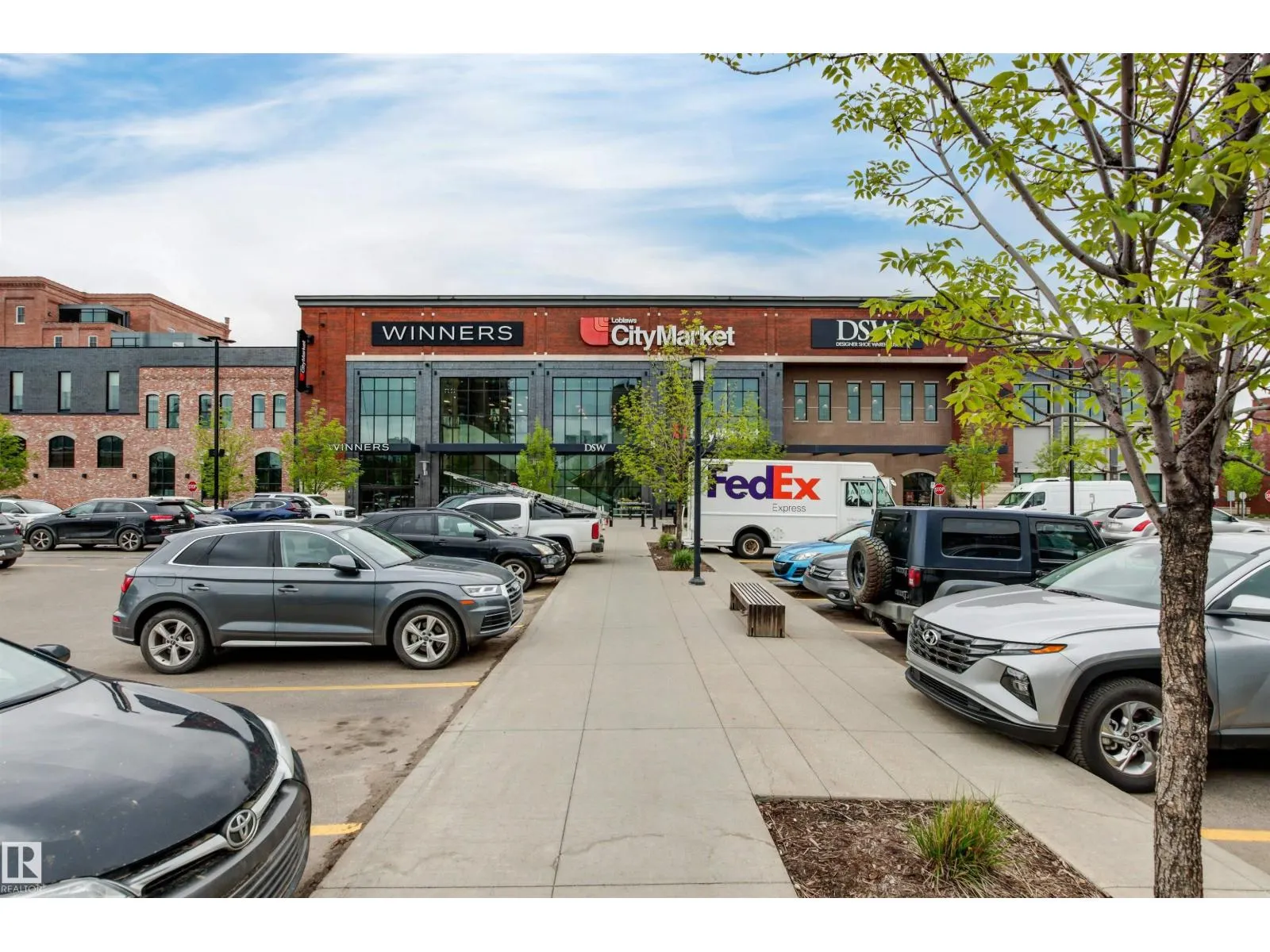#412 10523 123 ST NW