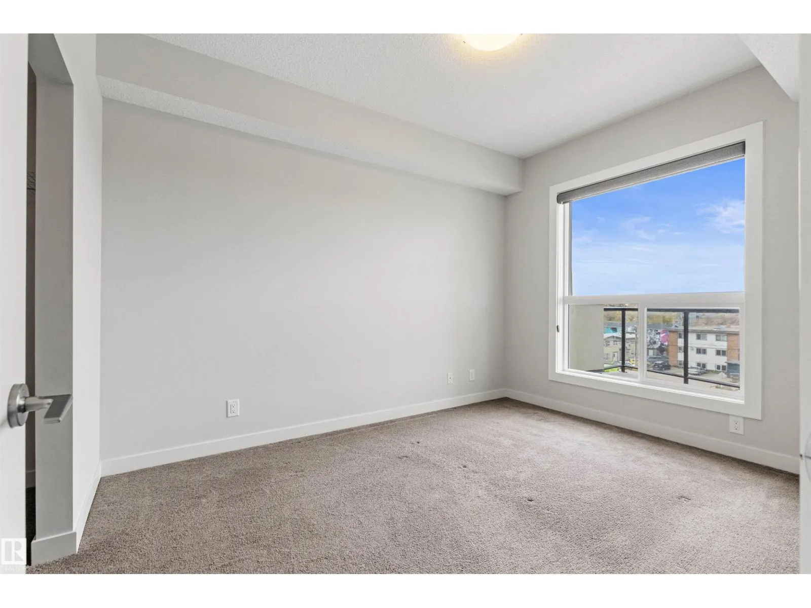 #412 10523 123 ST NW
