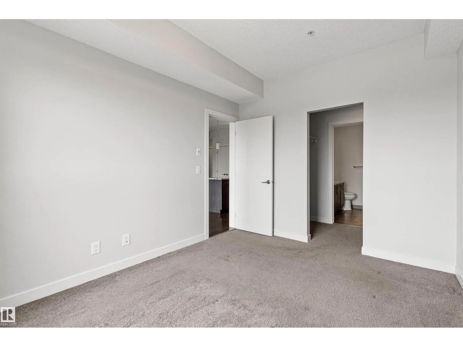 #412 10523 123 ST NW