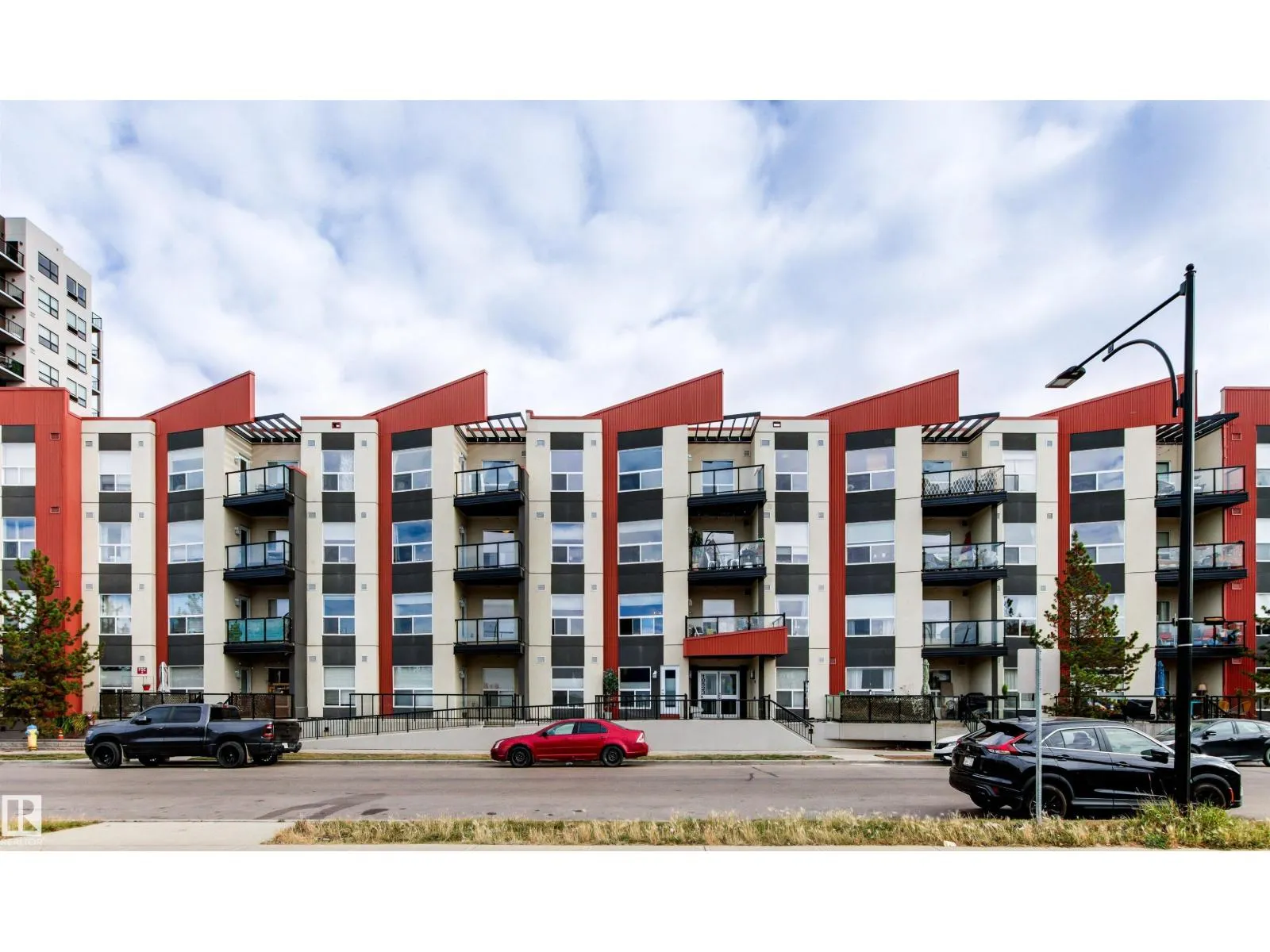 #412 10523 123 ST NW