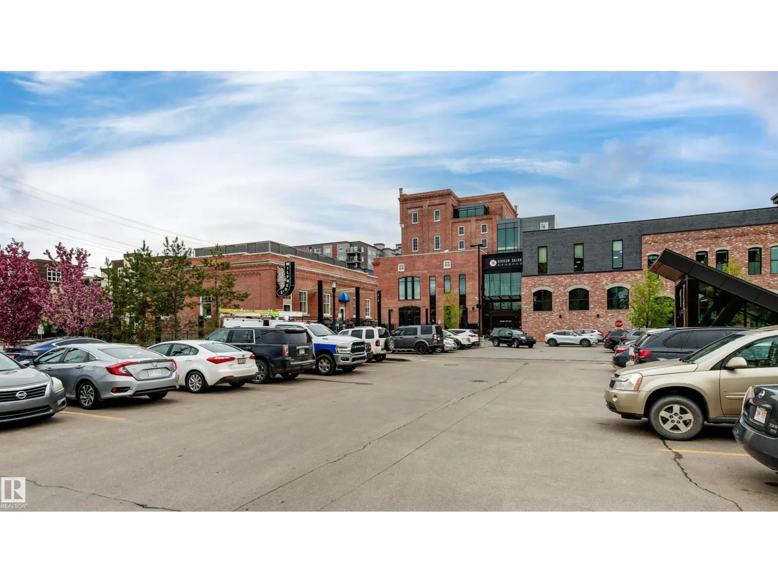 #412 10523 123 ST NW