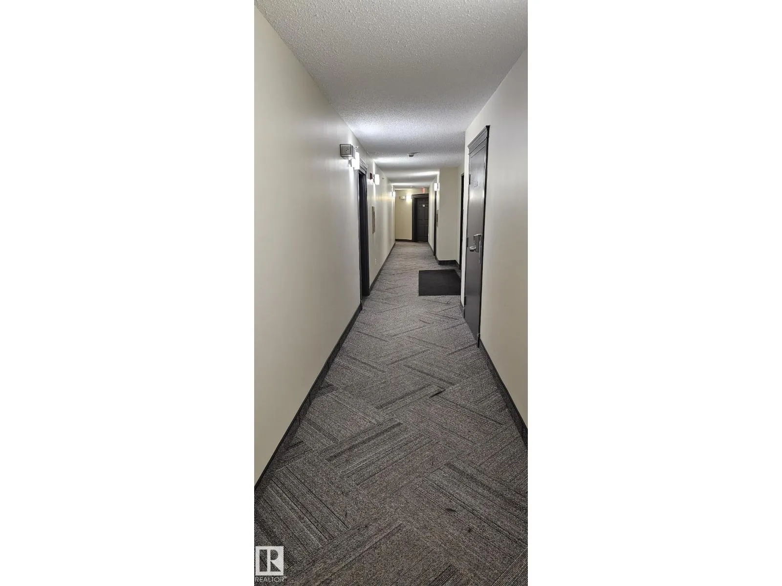 #402 622 MCALLISTER LO SW