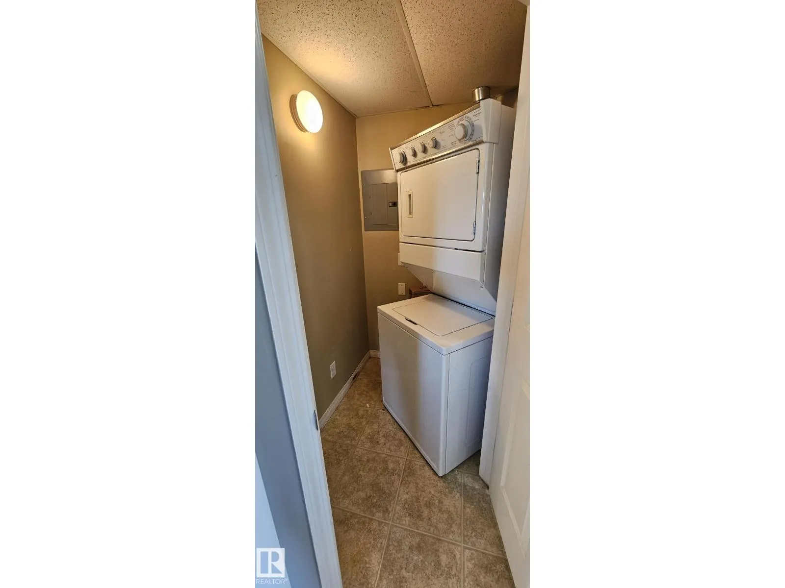 #402 622 MCALLISTER LO SW
