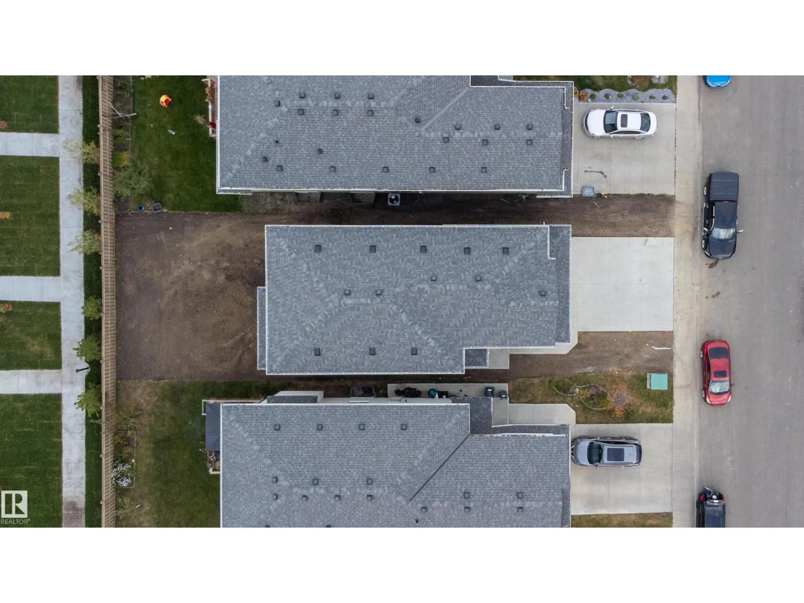 5720 176 AV NW