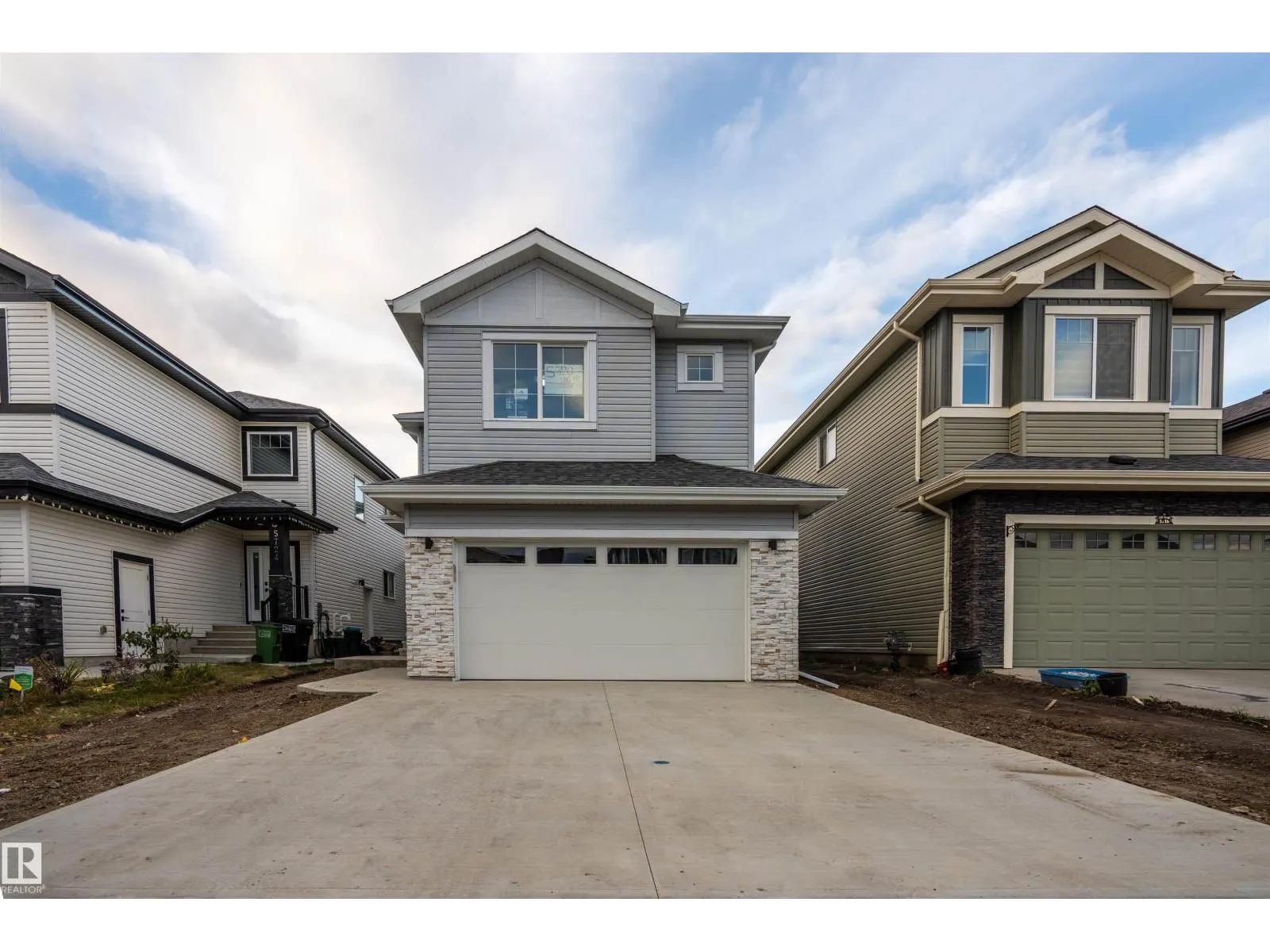 5720 176 AV NW