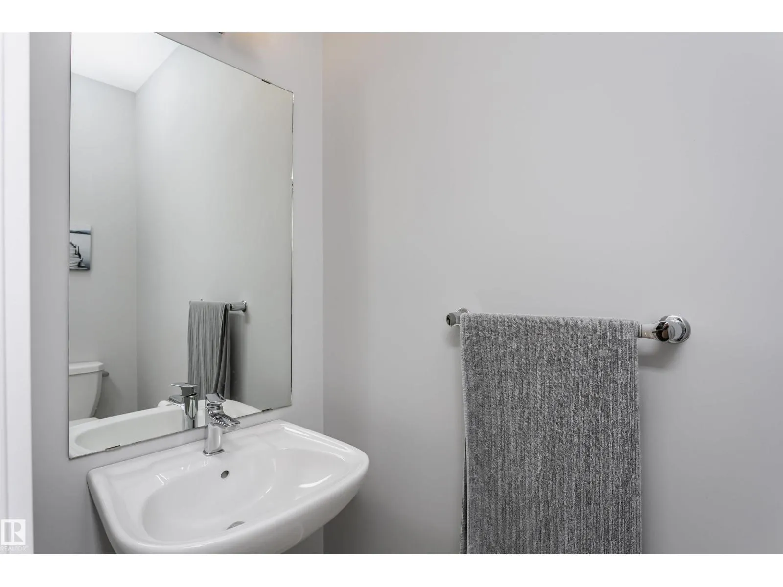 134 ASTORIA