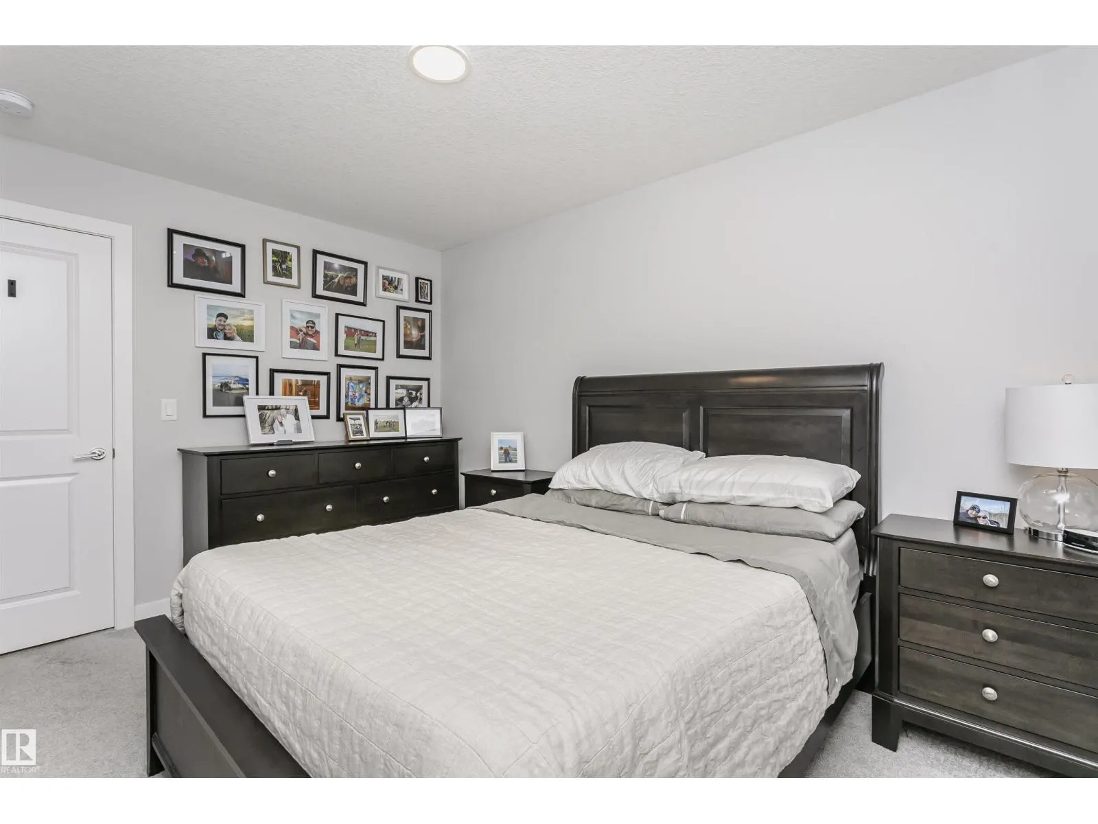 134 ASTORIA