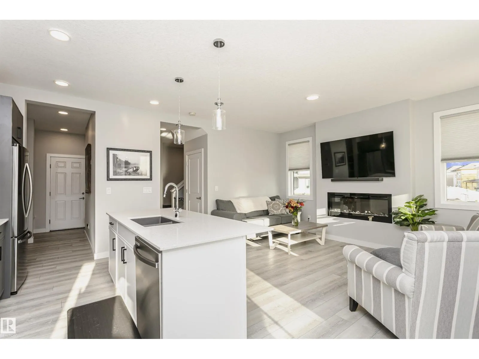 134 ASTORIA
