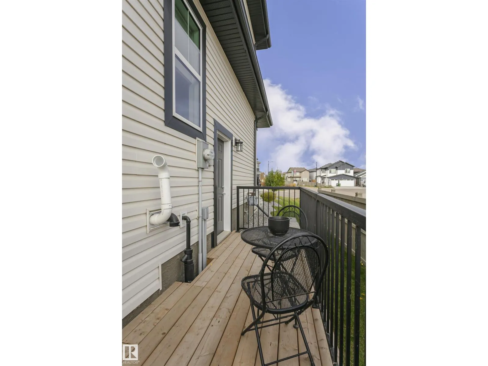 134 ASTORIA