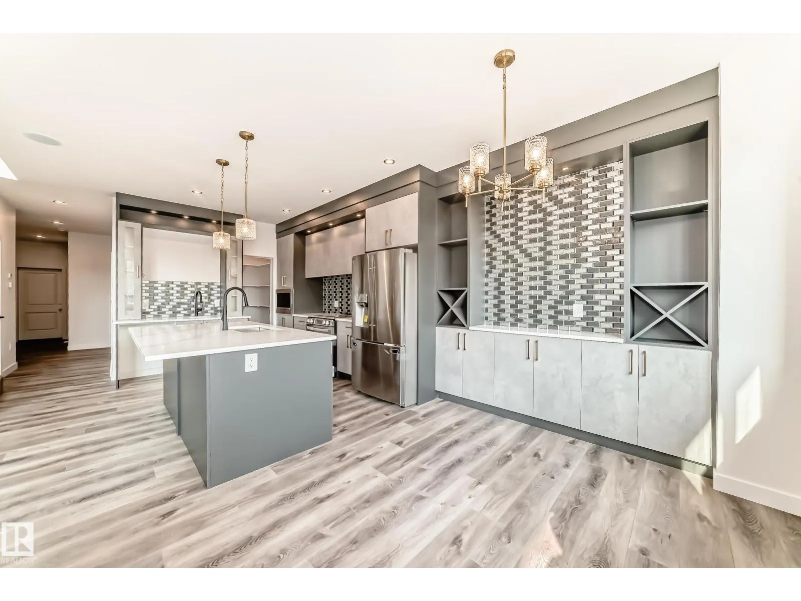 39 MEADOWGROVE LN