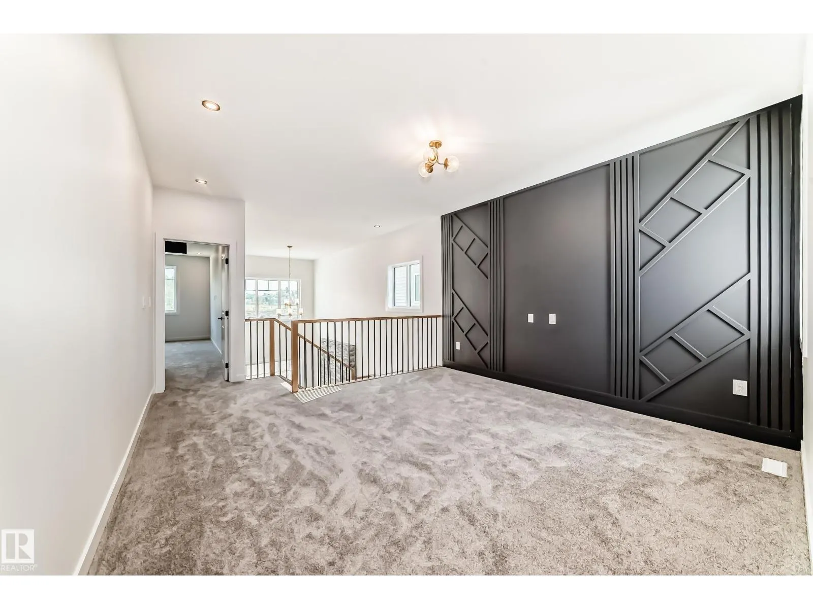 39 MEADOWGROVE LN