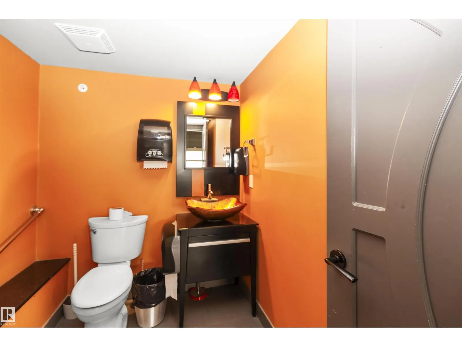 #25 9903 209 ST NW