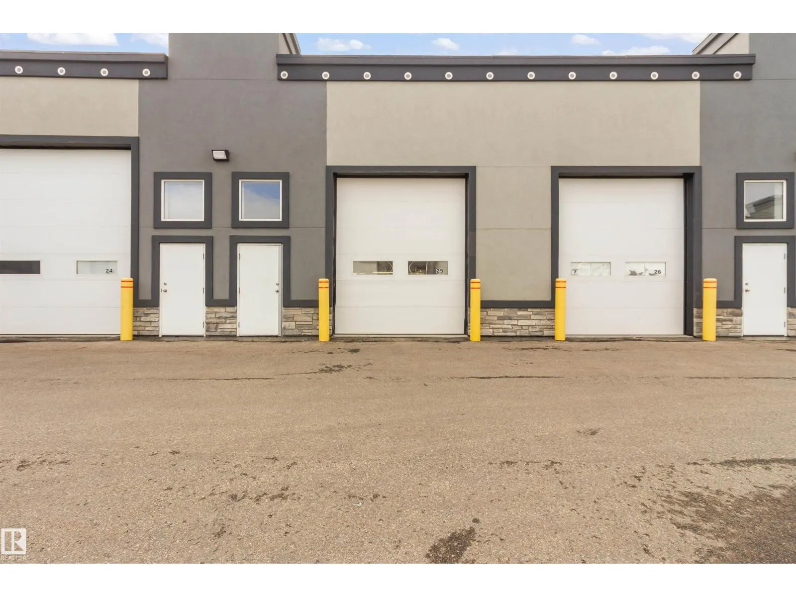 #25 9903 209 ST NW