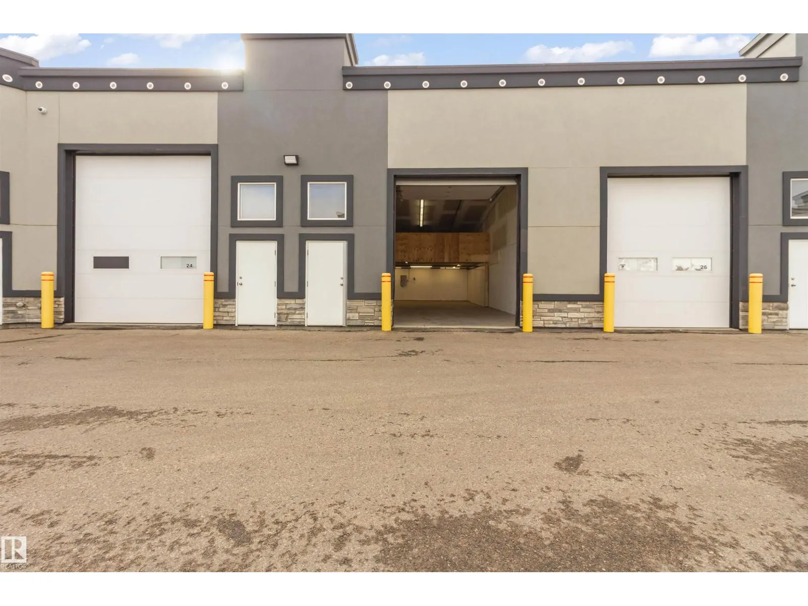 #25 9903 209 ST NW