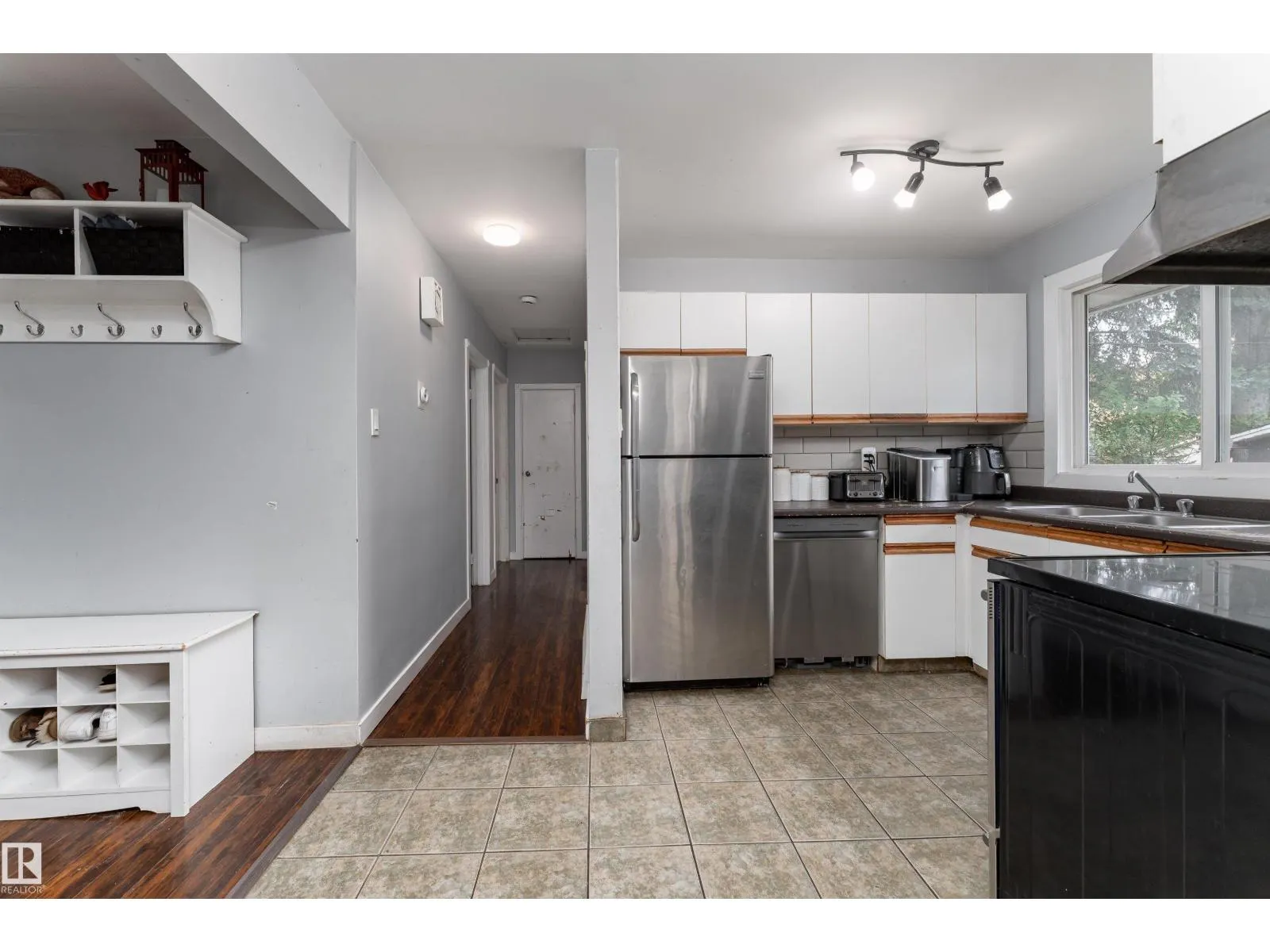 12316 140 ST NW