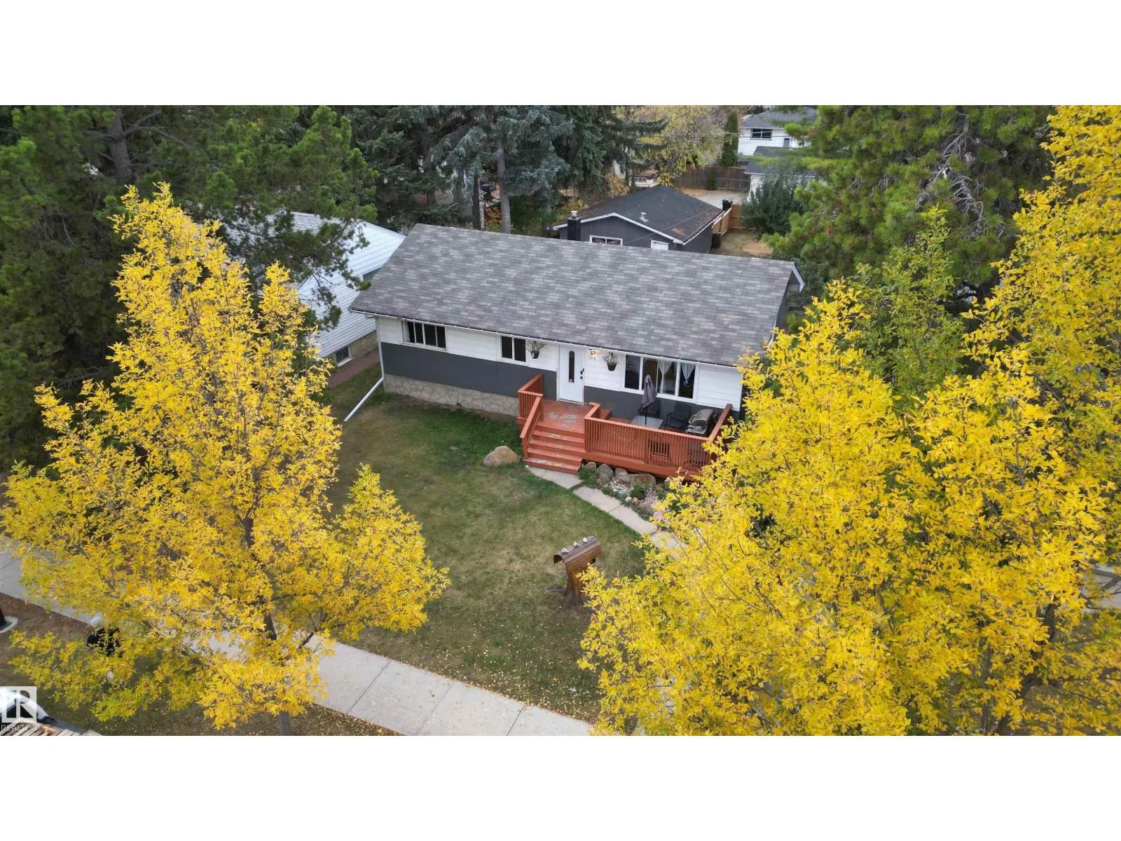 12316 140 ST NW