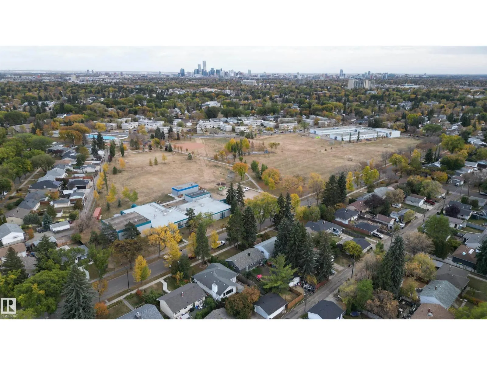12316 140 ST NW