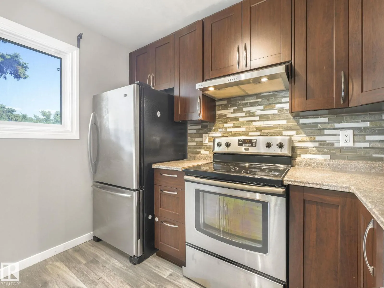 1376 LAKEWOOD RD NW