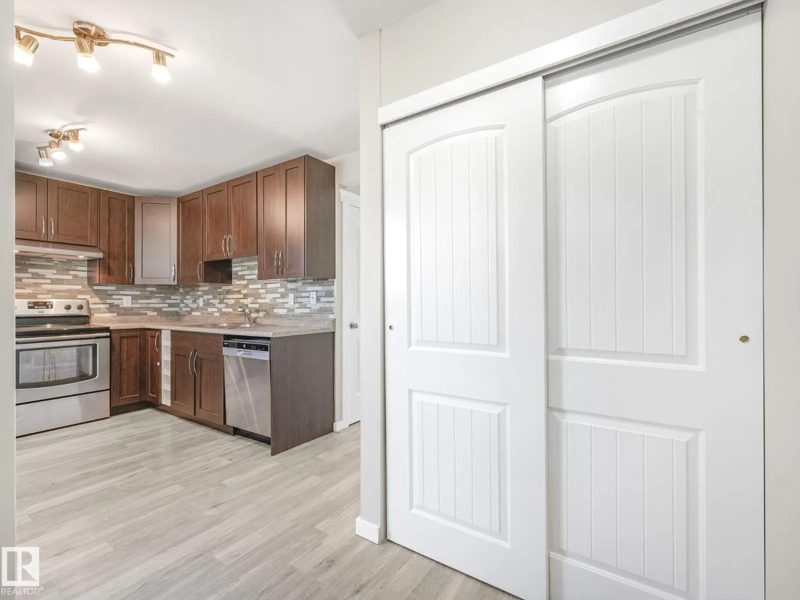 1376 LAKEWOOD RD NW